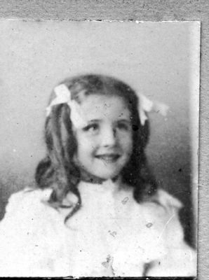 Pic, Unidentified girl, probably an Oullahan