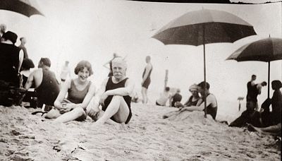 Pic, Bryan Henry River and his niece, Amy Louise River, at the beach, about 1924